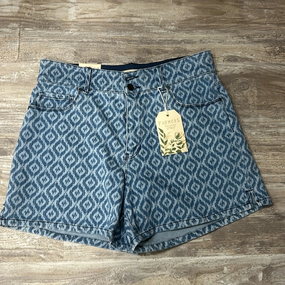 Farmers Market high rise shorts. Blue. Size 10